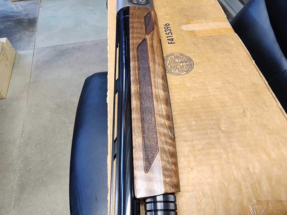 PICS! NEW BROWNING A5 ULTIMATE 12 GA 28" WALNUT ENGRAVED FIBER OPTIC 28 3"-img-20
