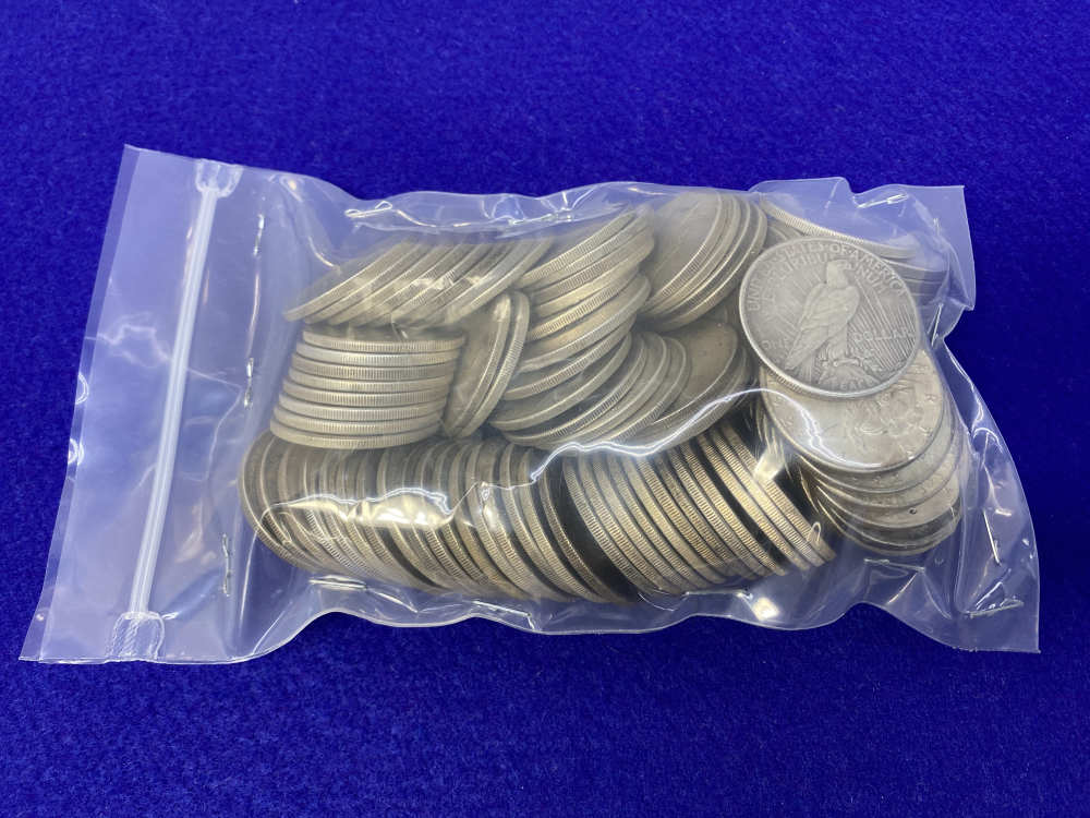 (100) Peace SILVER Dollars Collector's Bag VARIOUS YEARS & MINTS 1922-1928-img-5