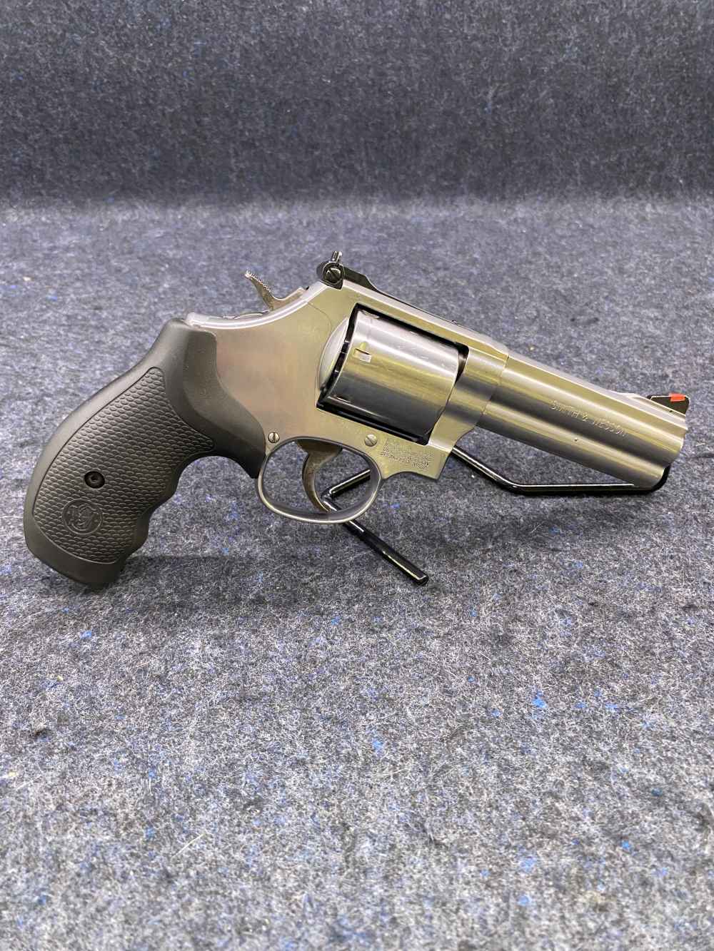 SMITH & WESSON 686-6 UNFLUTED REVOLVER, .357 MAG, 7 SHOT-img-1