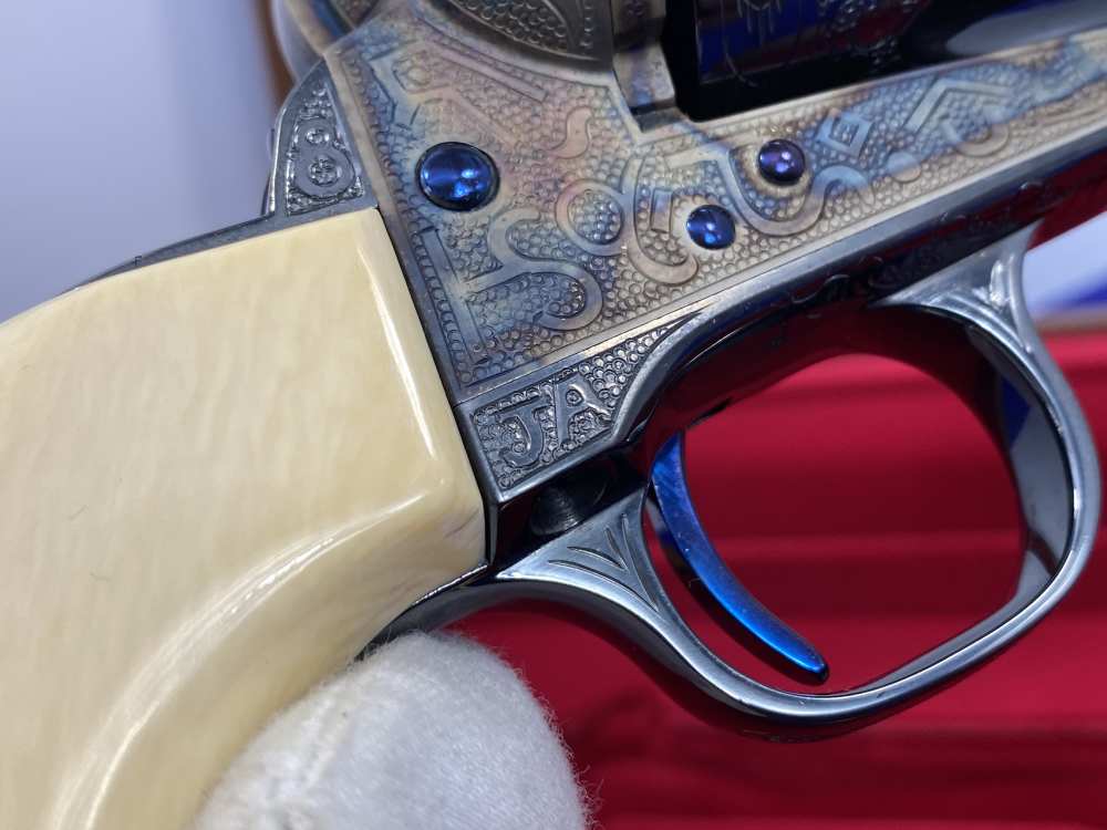 Colt Single Action Army - CATTLE BRAND MASTER HAND ENGRAVED - Second Gen-img-65