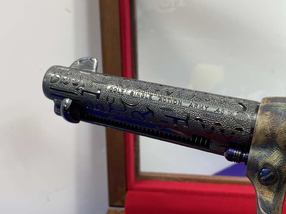 Colt Single Action Army - CATTLE BRAND MASTER HAND ENGRAVED - Second Gen-img-67