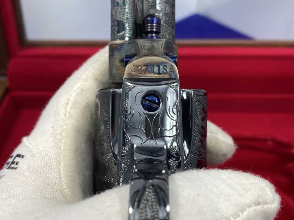 Colt Single Action Army - CATTLE BRAND MASTER HAND ENGRAVED - Second Gen-img-46