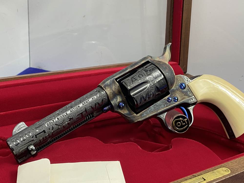 Colt Single Action Army - CATTLE BRAND MASTER HAND ENGRAVED - Second Gen-img-3