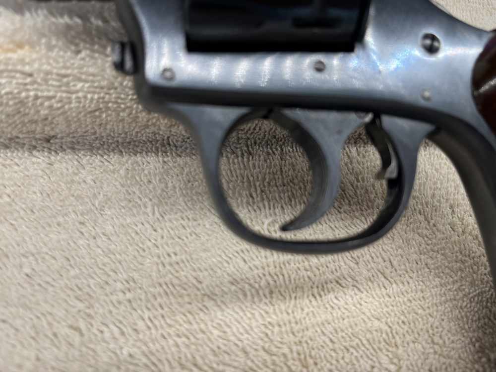 Harrington and Richardson Model 922 in original box-img-19