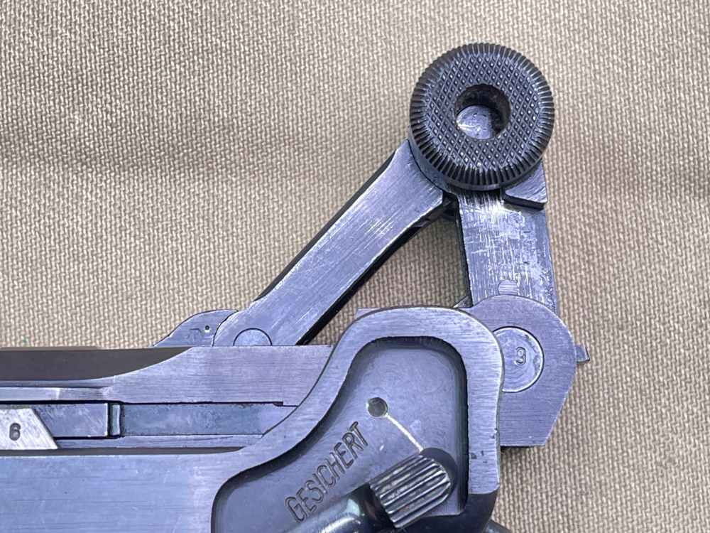 1939 Mauser S/42 Luger P08 Pistol 9mm Matching Numbers WWII Curio & Relic -img-14