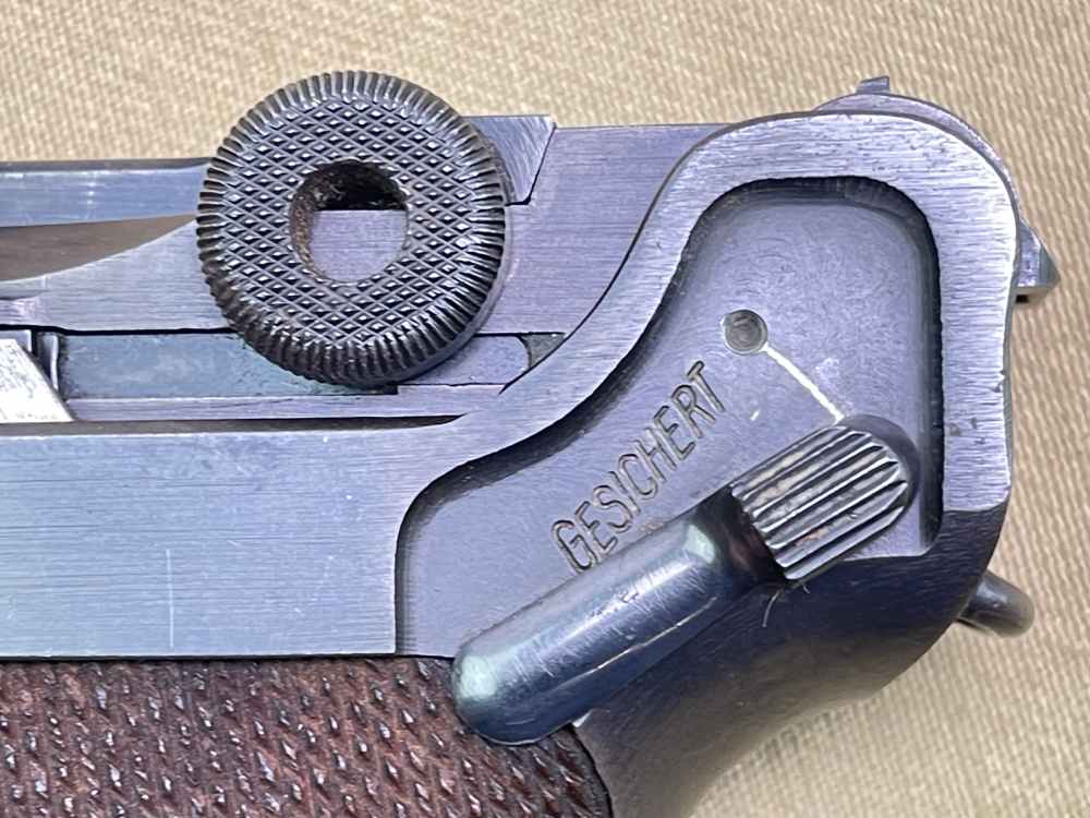 1939 Mauser S/42 Luger P08 Pistol 9mm Matching Numbers WWII Curio & Relic -img-12