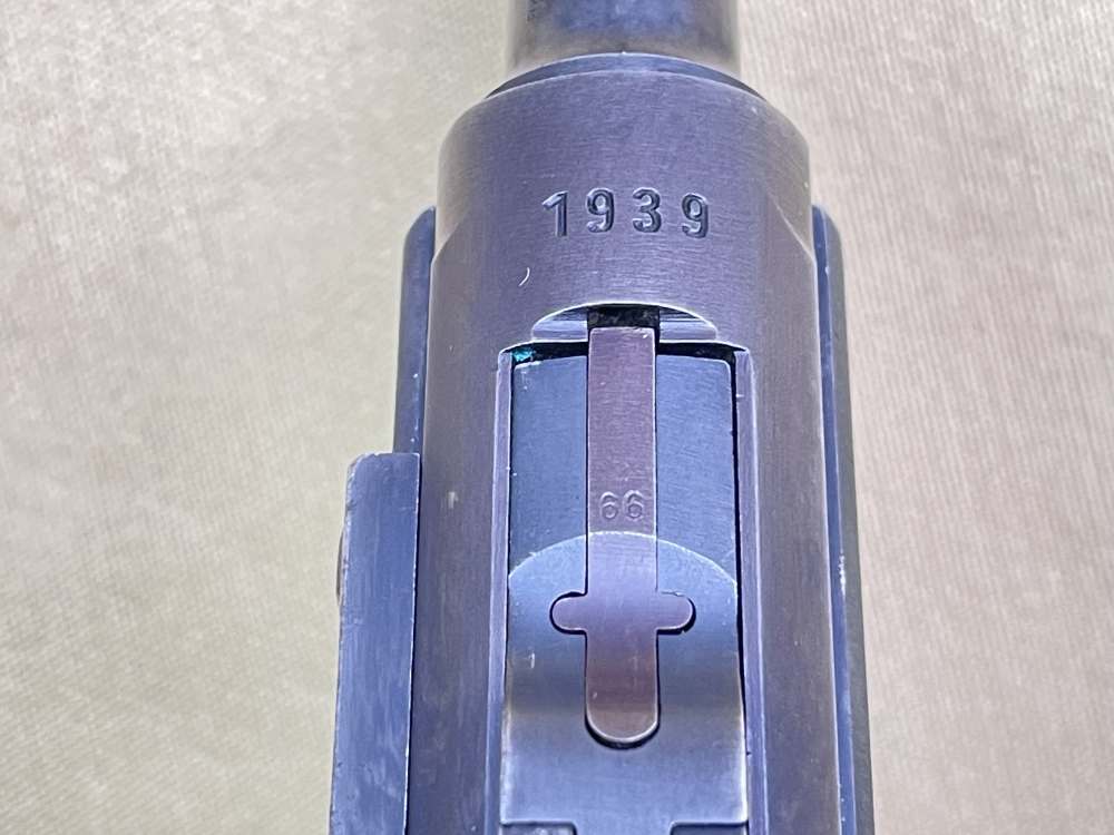 1939 Mauser S/42 Luger P08 Pistol 9mm Matching Numbers WWII Curio & Relic -img-5