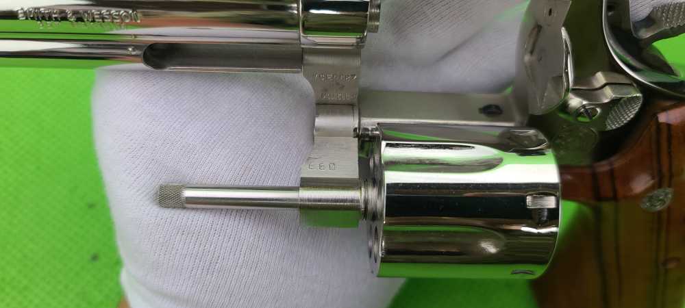 RARE S&W SMITH & WESSON 586 * 1988 BILL ELLIOTT CHAMPION 357 MAG NICKEL -img-20