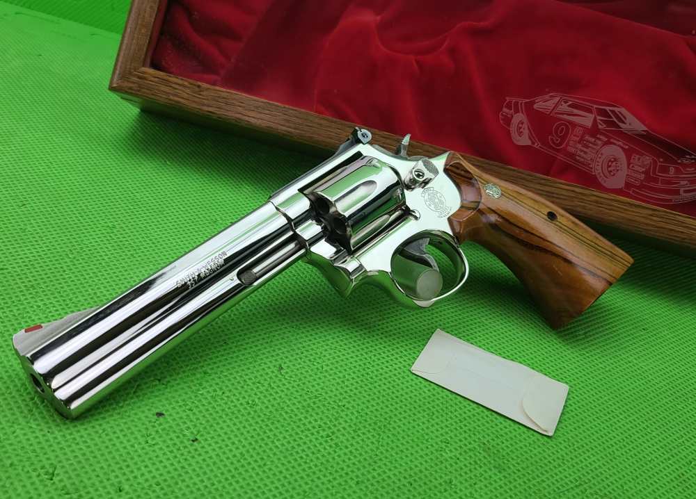 RARE S&W SMITH & WESSON 586 * 1988 BILL ELLIOTT CHAMPION 357 MAG NICKEL -img-8