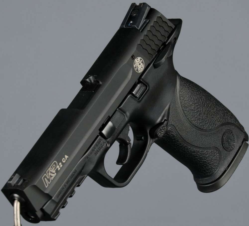 Smith & Wesson Walther M&P 22 CA Pistol with Case Appears aboslutelly MINT-img-0
