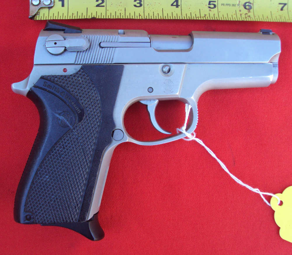 Smith & Wesson 6906, 9mm, Compact, ONE Magazine, Nice In Box, 2-228, MW-img-1