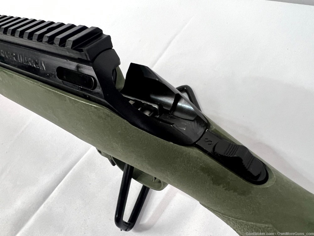 New in box Ruger American Predator Rifle Bolt-Action 204 Ruger 22" Threaded-img-9