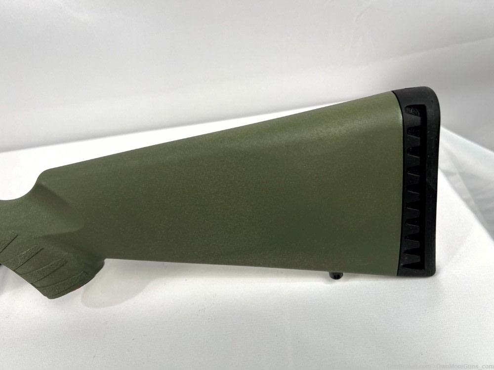 New in box Ruger American Predator Rifle Bolt-Action 204 Ruger 22" Threaded-img-1