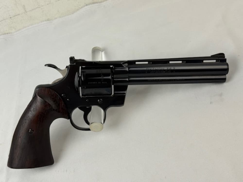Colt Bicentennial 3 Gun Cased Set W/ Book 1976-img-4