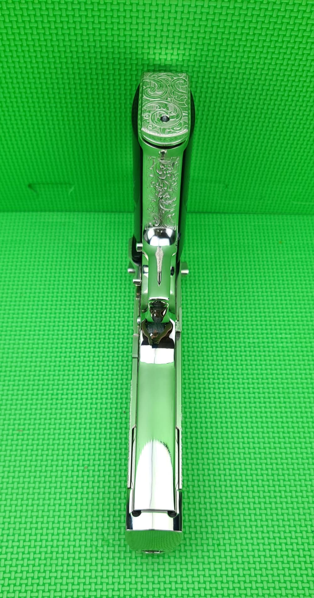 MAGNUM RESEARCH DESERT EAGLE 50AE HAND ENGRAVED NICKEL DK50IMB IN THE BOX-img-24