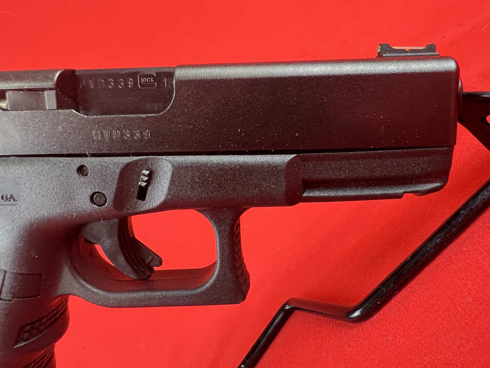Glock 19 Gen 3, 9mm Semi Auto Pistol, Upgraded Sights-img-8