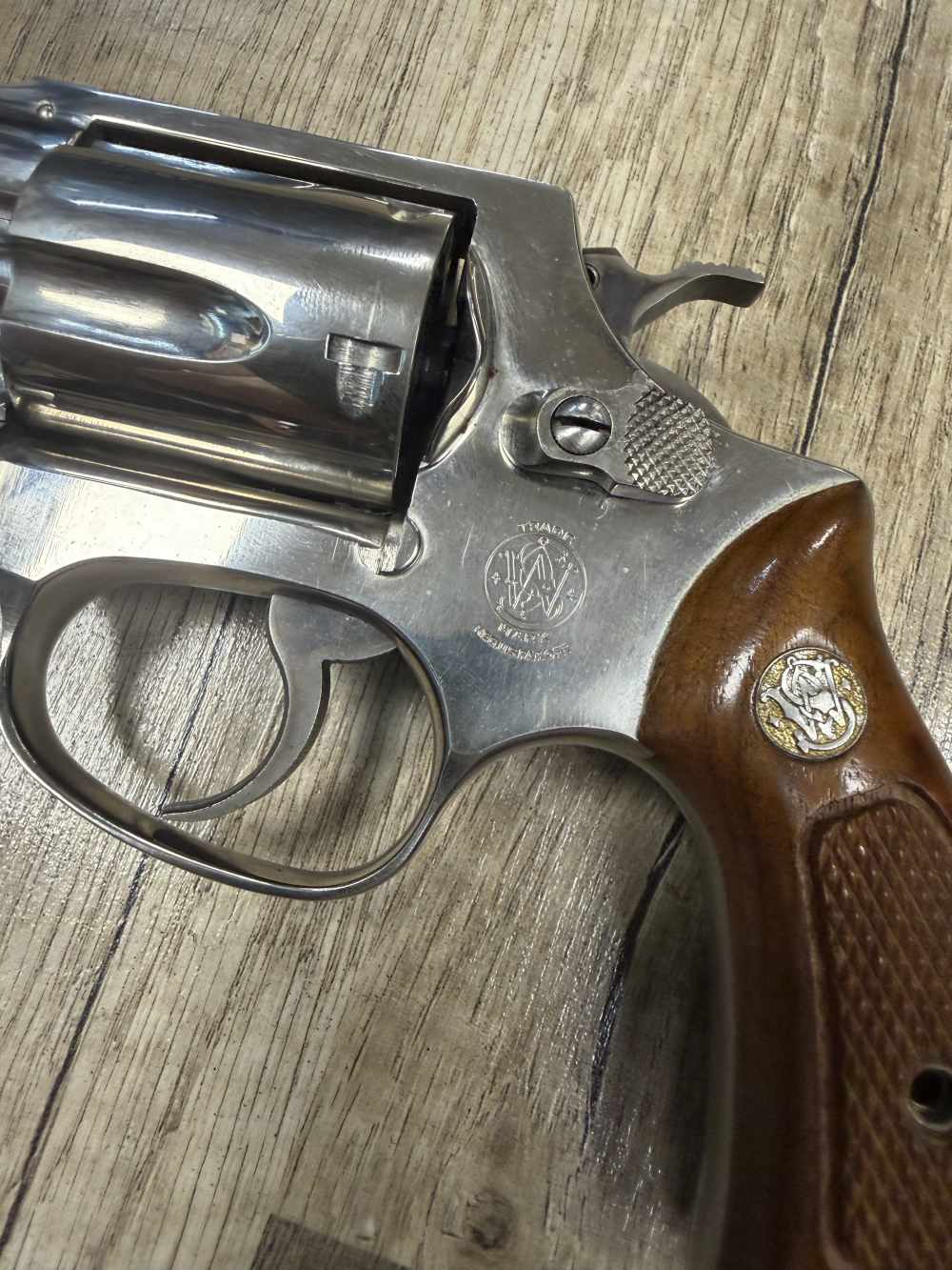VINTAGE S&W 36-1 NICKEL 3" REVOLVER SMITH AND WESSON 1981 NR! NICE!-img-2