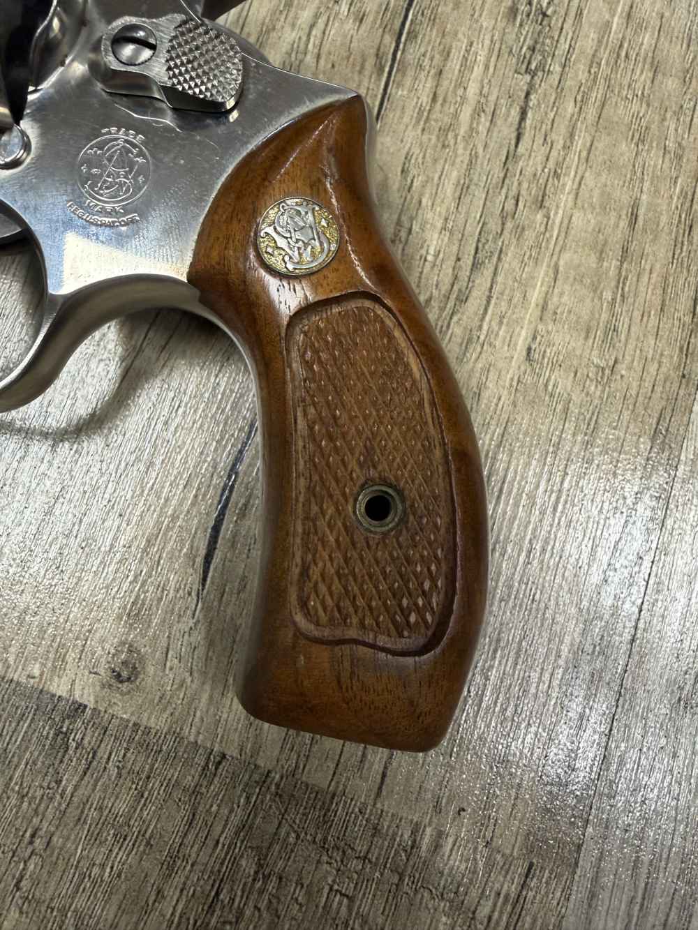 VINTAGE S&W 36-1 NICKEL 3" REVOLVER SMITH AND WESSON 1981 NR! NICE!-img-1