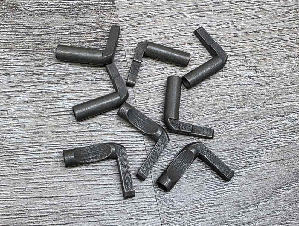 Russian AKM and AK-74 Lower Hand Gurad Retainer Lever-img-0