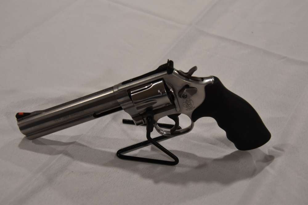 Smith & Wesson 686-6 .357 Magnum 6" Barrel Stainless Steel, Dist Combat Mag-img-7