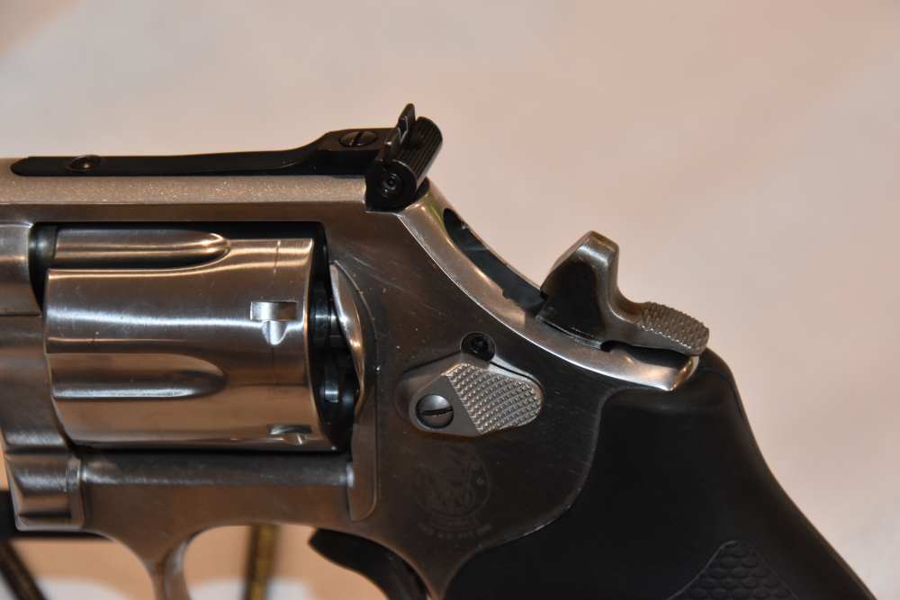 Smith & Wesson 686-6 .357 Magnum 6" Barrel Stainless Steel, Dist Combat Mag-img-16