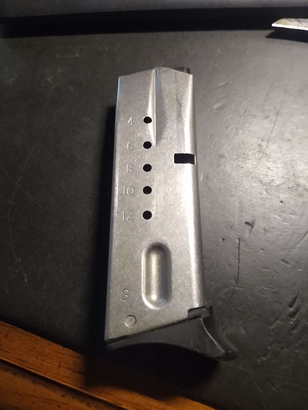 Smith & Wesson S&W Model 469 669 9MM 12 Round Pistol Magazine-img-0