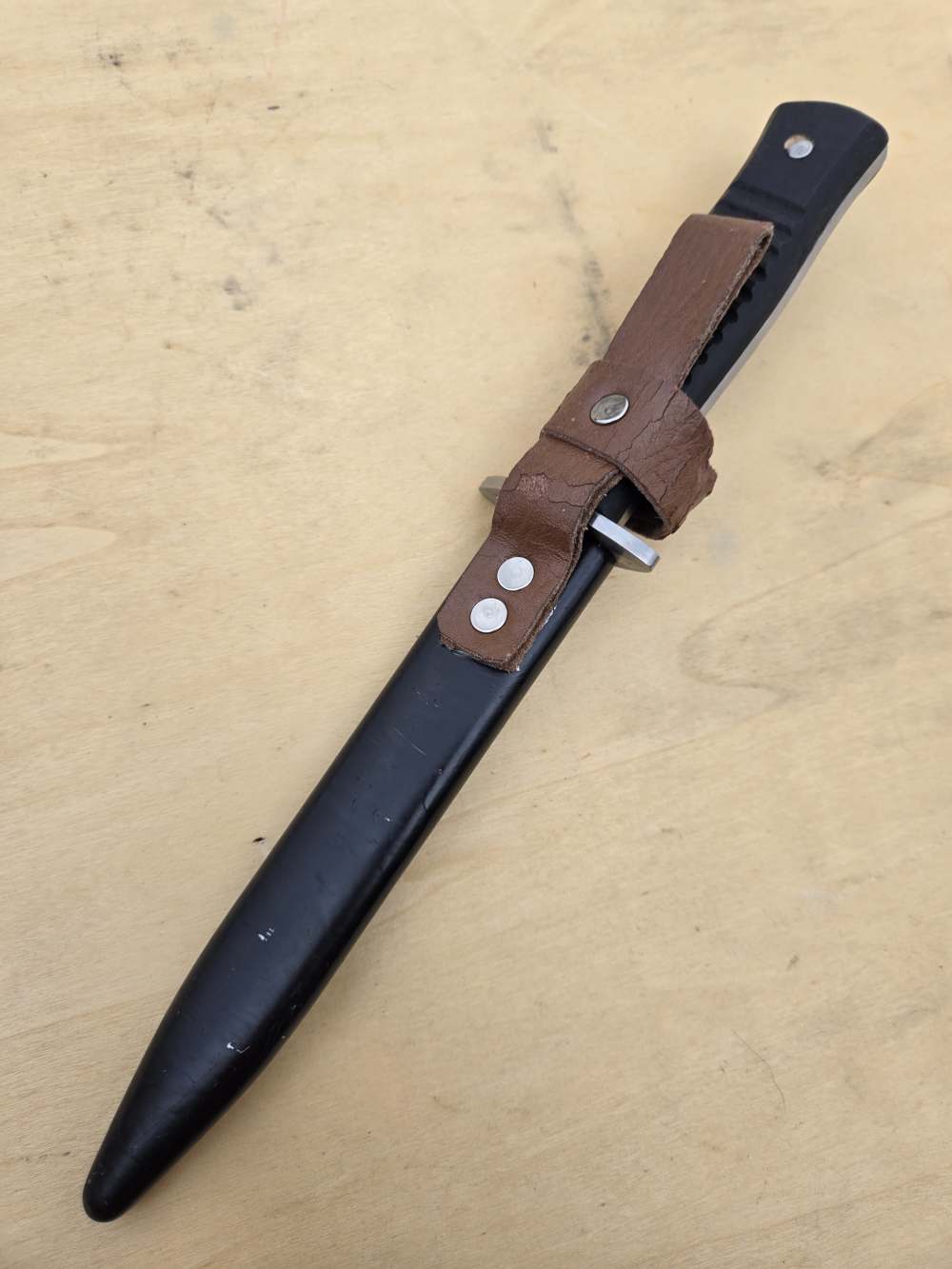WW1 or WW2 German trench knife for reenactment or??-img-5