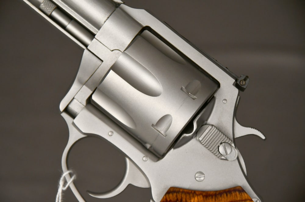 Charter Arms Professional VI, .357 mag, 4.2", 6-rnd, stainless, walnut grip-img-3