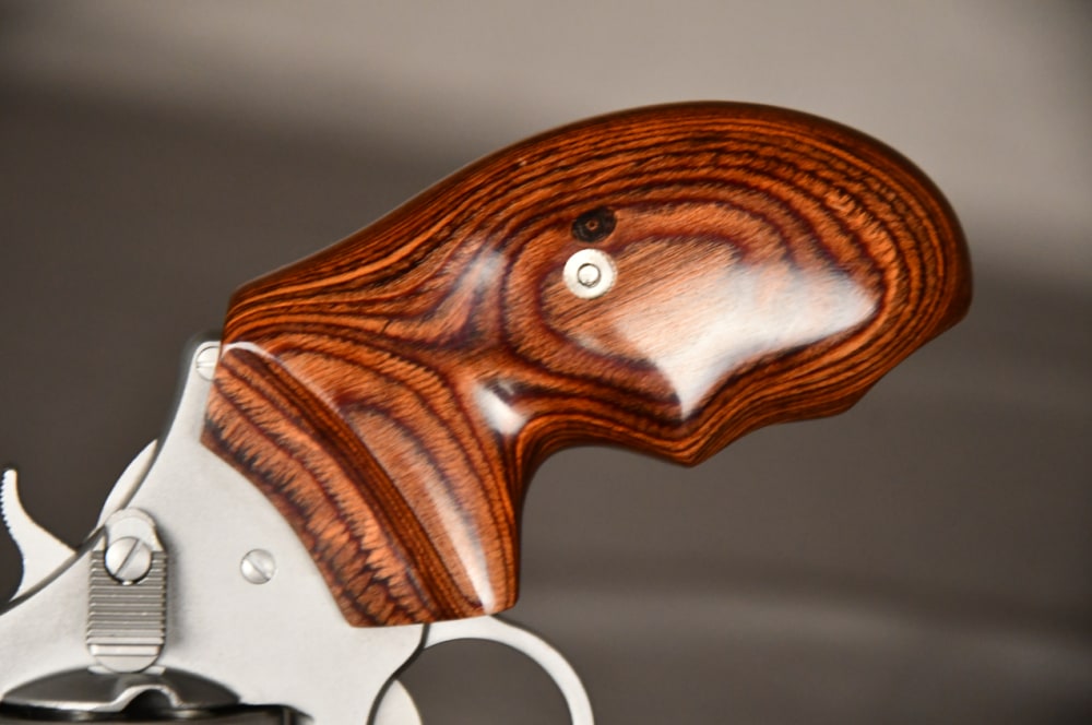 Charter Arms Professional VI, .357 mag, 4.2", 6-rnd, stainless, walnut grip-img-4