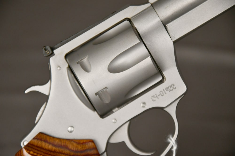 Charter Arms Professional VI, .357 mag, 4.2", 6-rnd, stainless, walnut grip-img-2