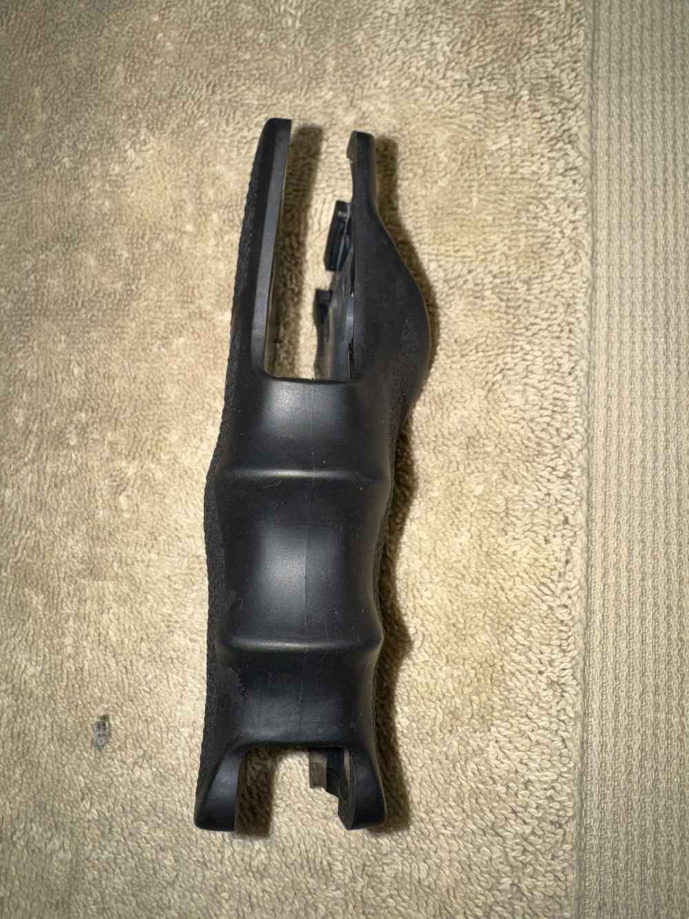 Hogue Ruger MKII MKIII Rubber Grips With Shim Near New-img-2