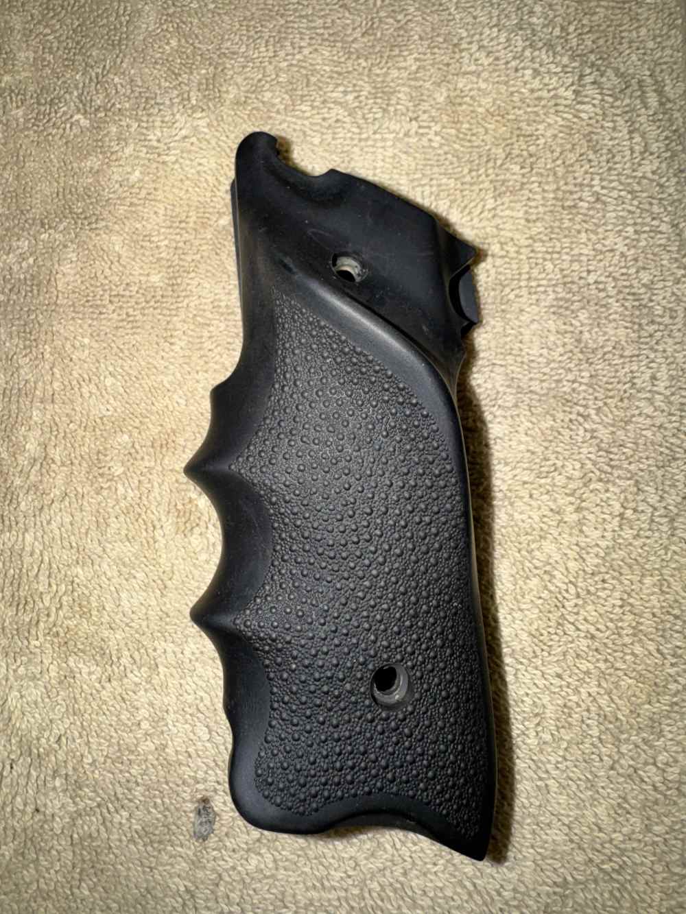 Hogue Ruger MKII MKIII Rubber Grips With Shim Near New-img-1