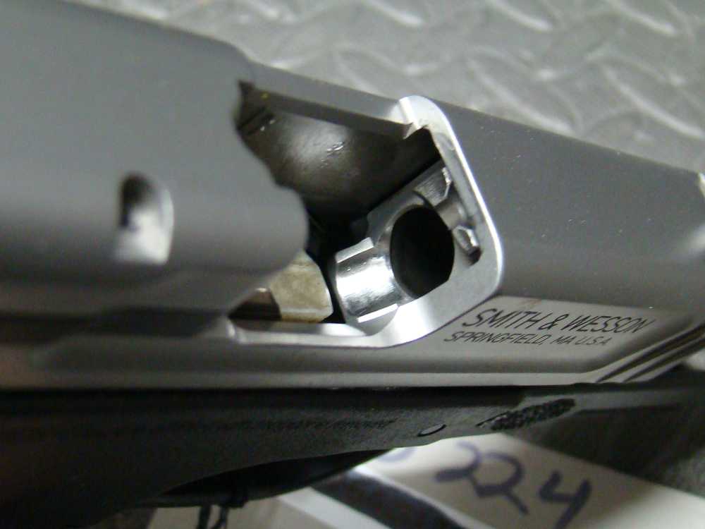 Smith & Wesson SD9VE 9mm-img-13