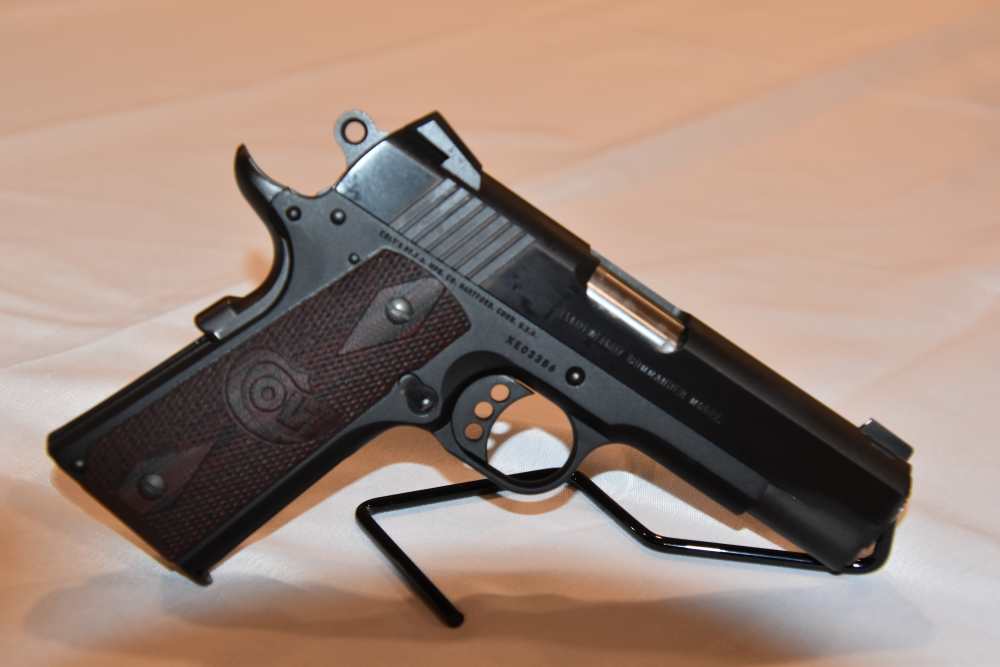 Colt Lightweight Commander .45 ACP, 4.25", blue alloy frame G10 grips, 8+1-img-7