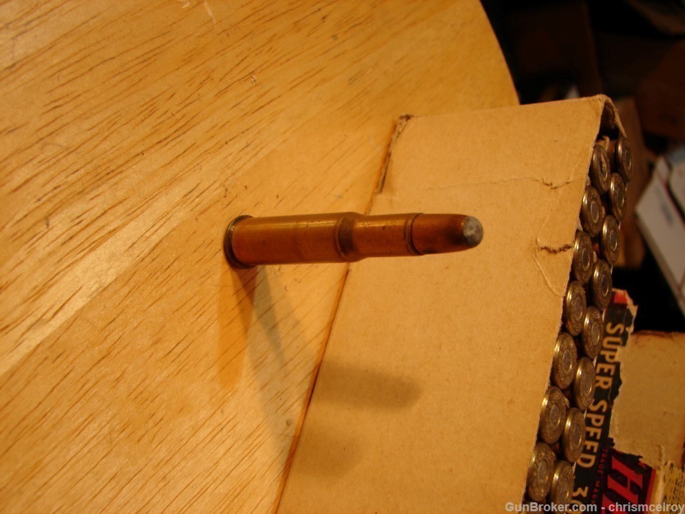 WINCHESTER 303 SAVAGE FACTORY AMMO 20 ROUNDS 190 GRN BOX IN BAD SHAPE-img-13