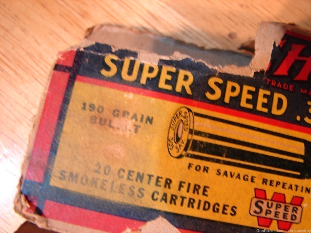 WINCHESTER 303 SAVAGE FACTORY AMMO 20 ROUNDS 190 GRN BOX IN BAD SHAPE-img-9