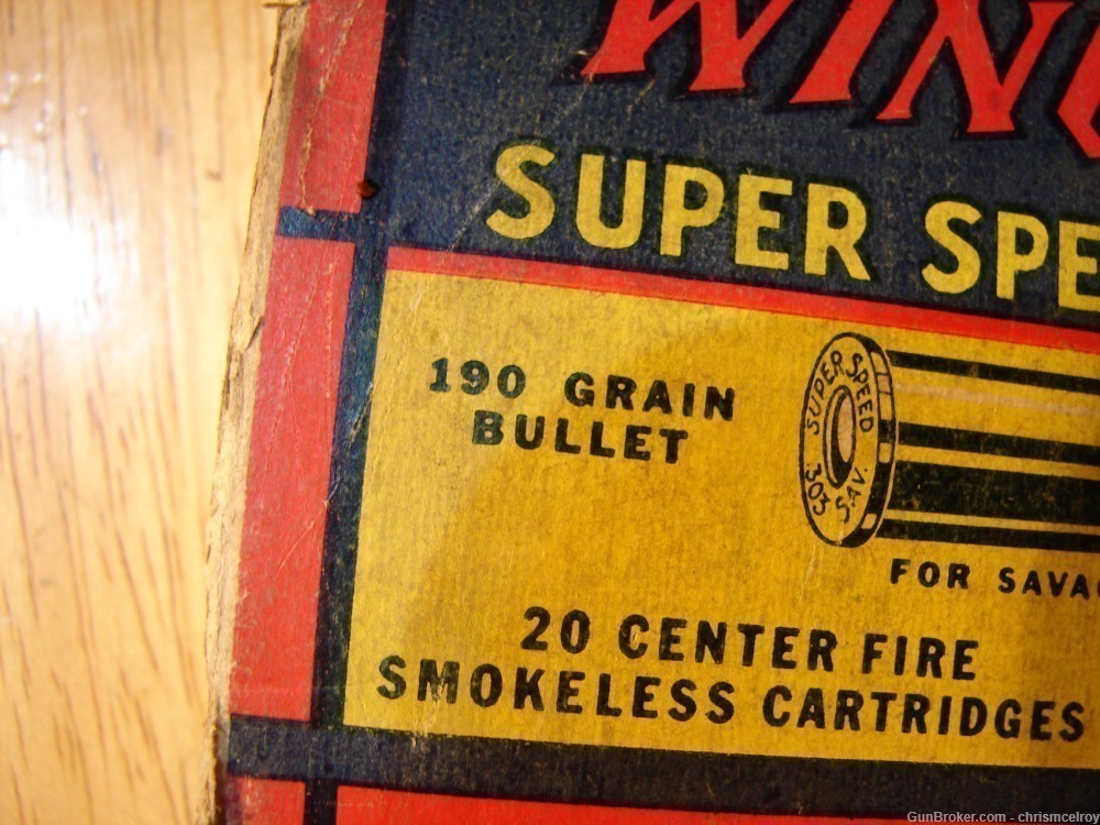 WINCHESTER 303 SAVAGE FACTORY AMMO 20 ROUNDS 190 GRN BOX IN BAD SHAPE-img-1