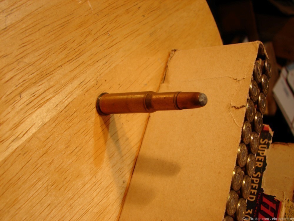 WINCHESTER 303 SAVAGE FACTORY AMMO 20 ROUNDS 190 GRN BOX IN BAD SHAPE-img-8