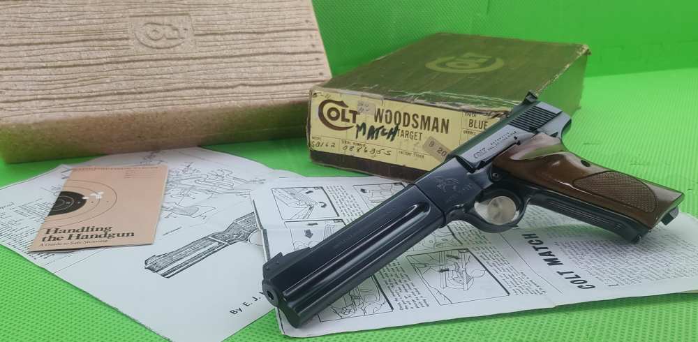 COLT WOODSMAN * MATCH TARGET * 3RD SERIES 22 LR BORN 1975 IN ORIGINAL BOX -img-0