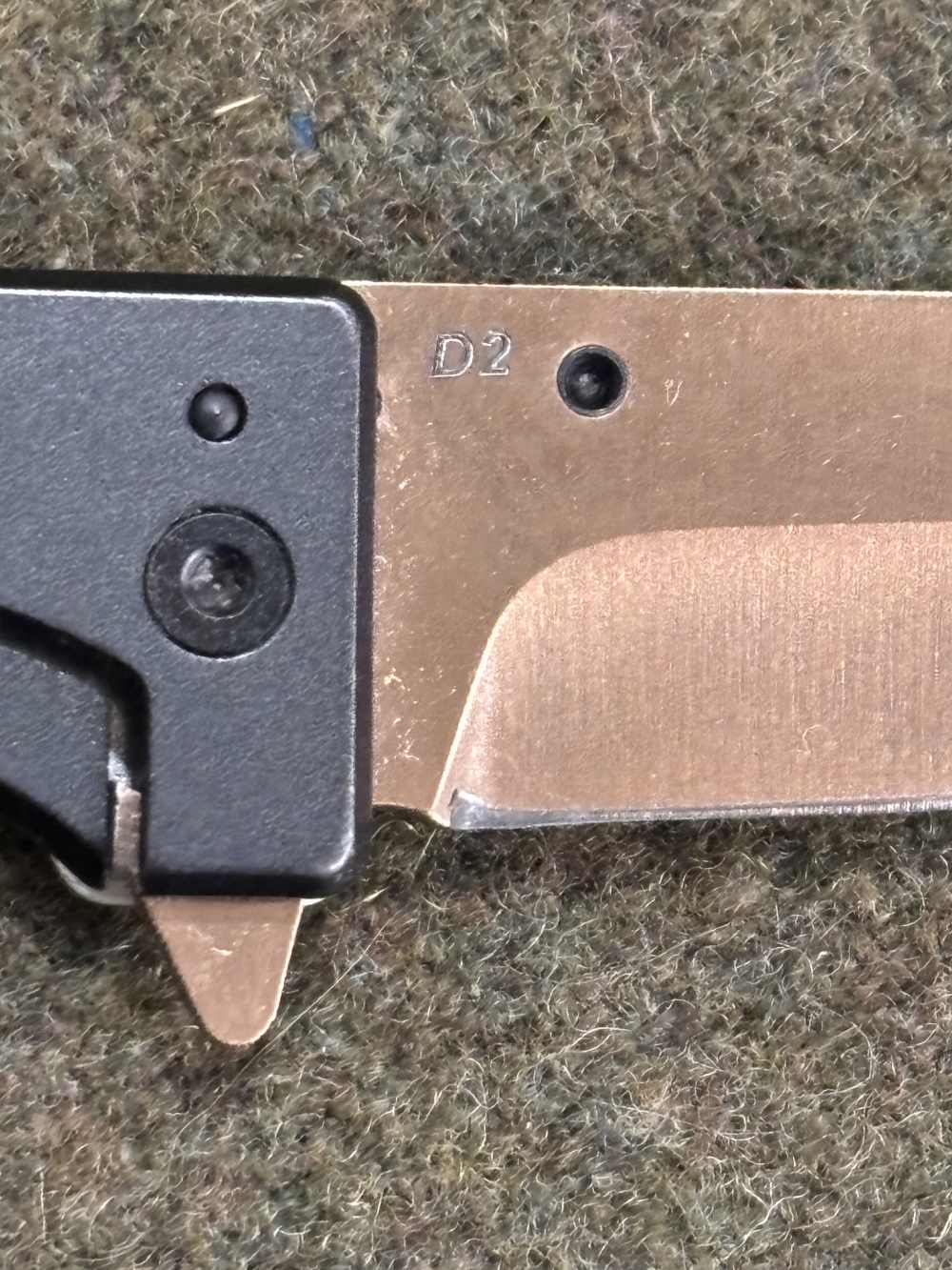 Used - Swedish WESN Knife - Model: Microblade - Bronze D2 Blade - White G10-img-7