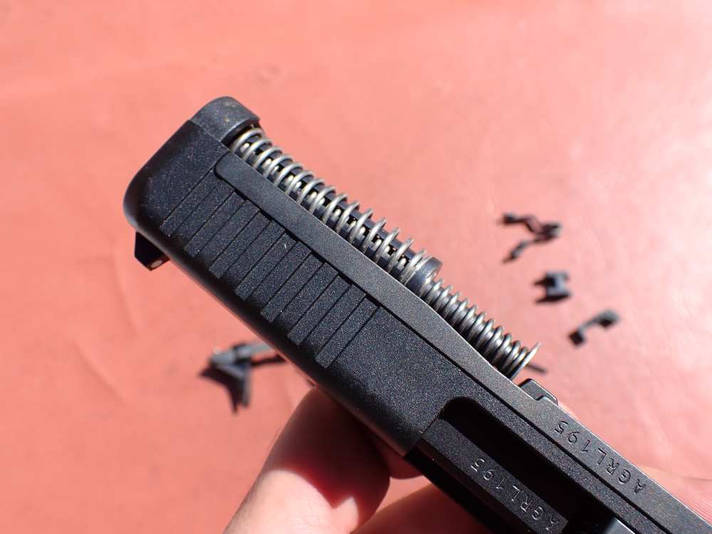 GLOCK MODEL 44 FULLSIZE .22LR FACTORY PISTOL PARTS KIT SET-img-97