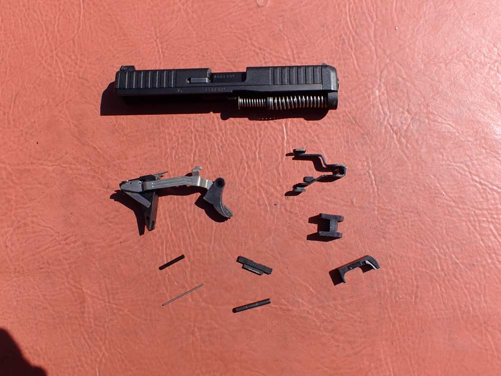GLOCK MODEL 44 FULLSIZE .22LR FACTORY PISTOL PARTS KIT SET-img-123