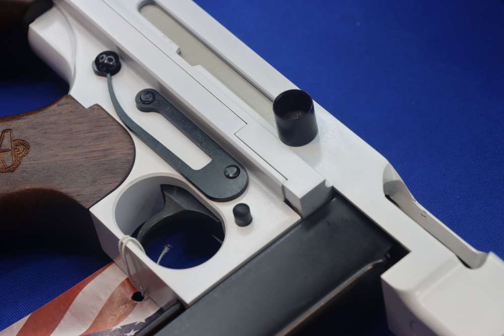 Auto Ordnance NAVY COMMEMORATIVE Thompson Rifle 45ACP 16" M1 1927 TOMMY GUN-img-31