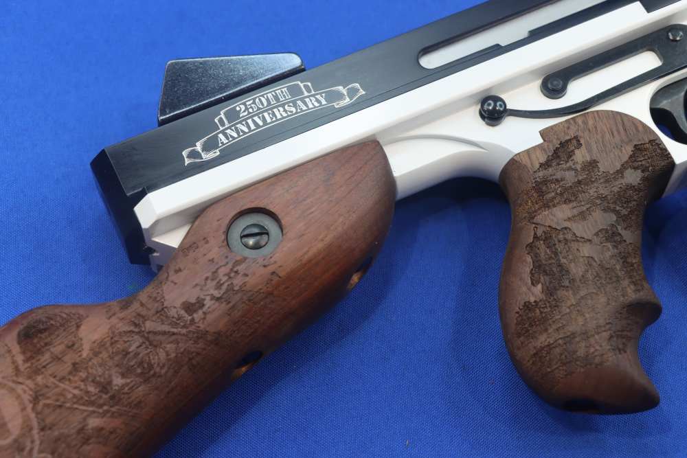 Auto Ordnance MARINE COMMEMORATIVE Thompson Rifle 45ACP M1 1927 TOMMY GUN-img-17