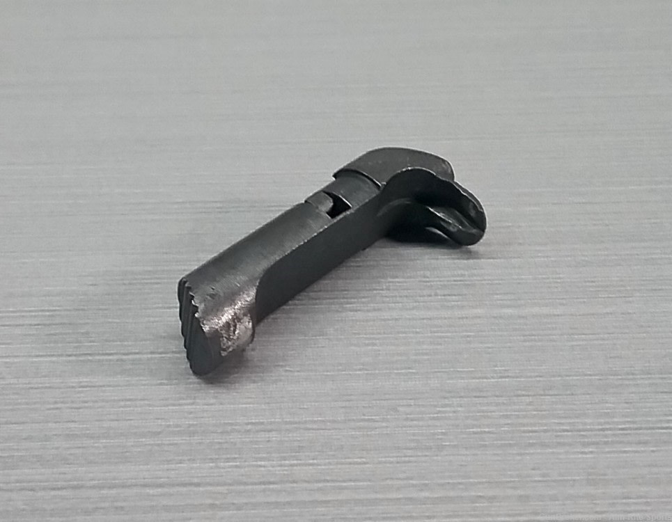 Astra A-100 / A100 - MAGAZINE CATCH ASSEMBLY - 9mm Para/Luger-img-4