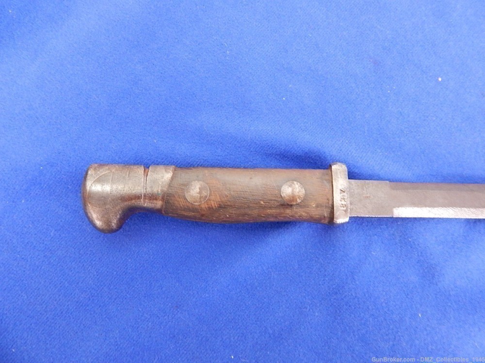 1870s Dutch Rolling Black Carbine Bayonet-img-1
