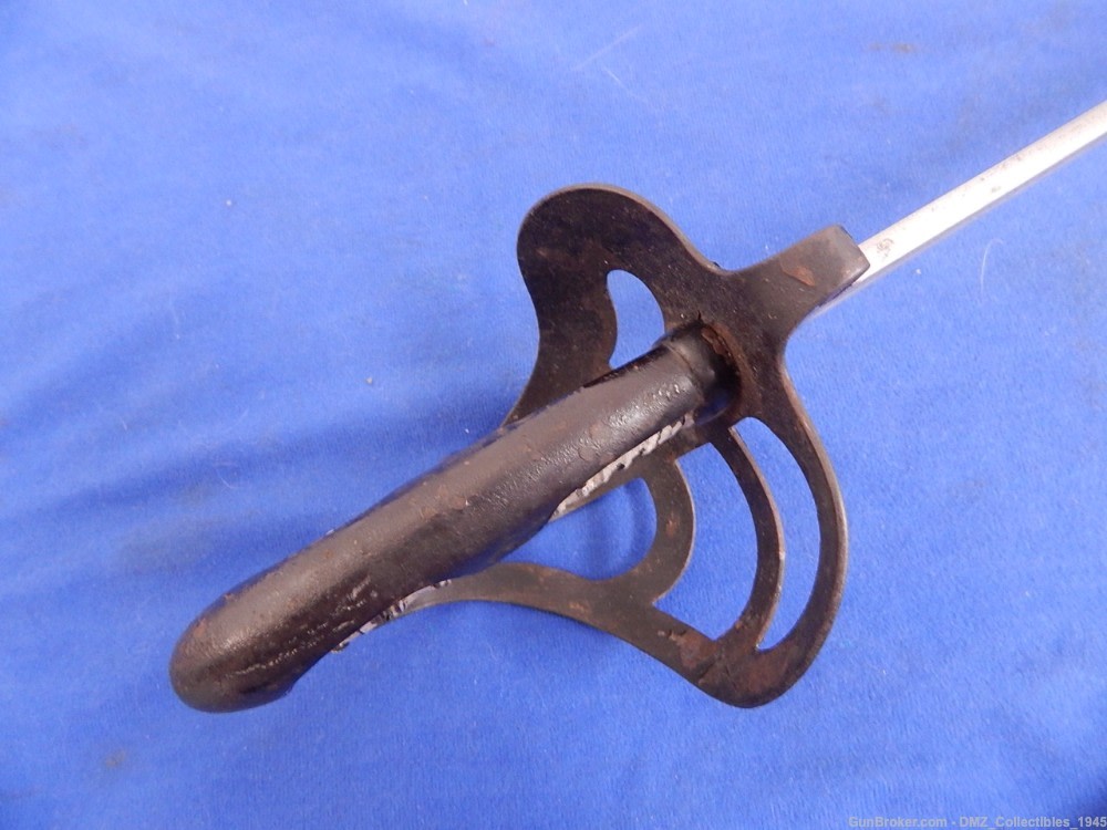 1860s-1910s Japanese Type 8 Cavalry Troopers Sword w/ Scabbard-img-3