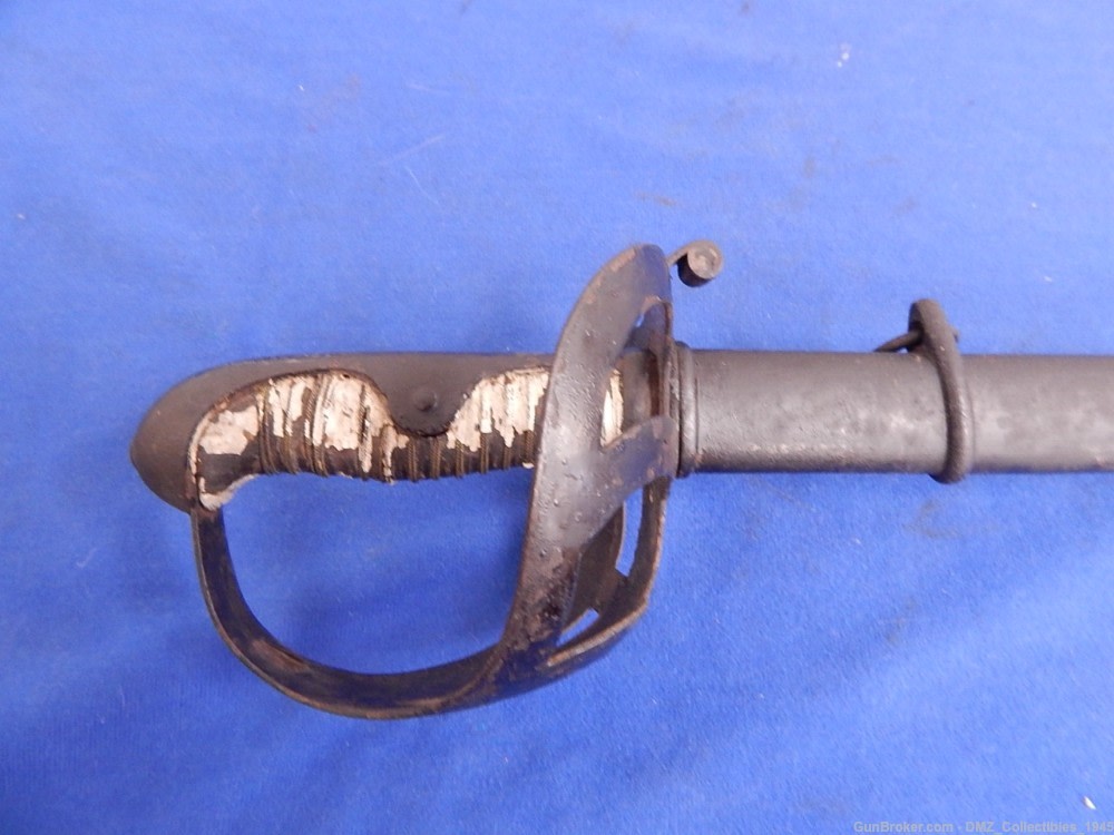 1860s-1910s Japanese Type 8 Cavalry Troopers Sword w/ Scabbard-img-1