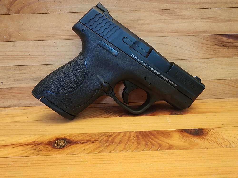 S&W M&P 9 Shield-img-1
