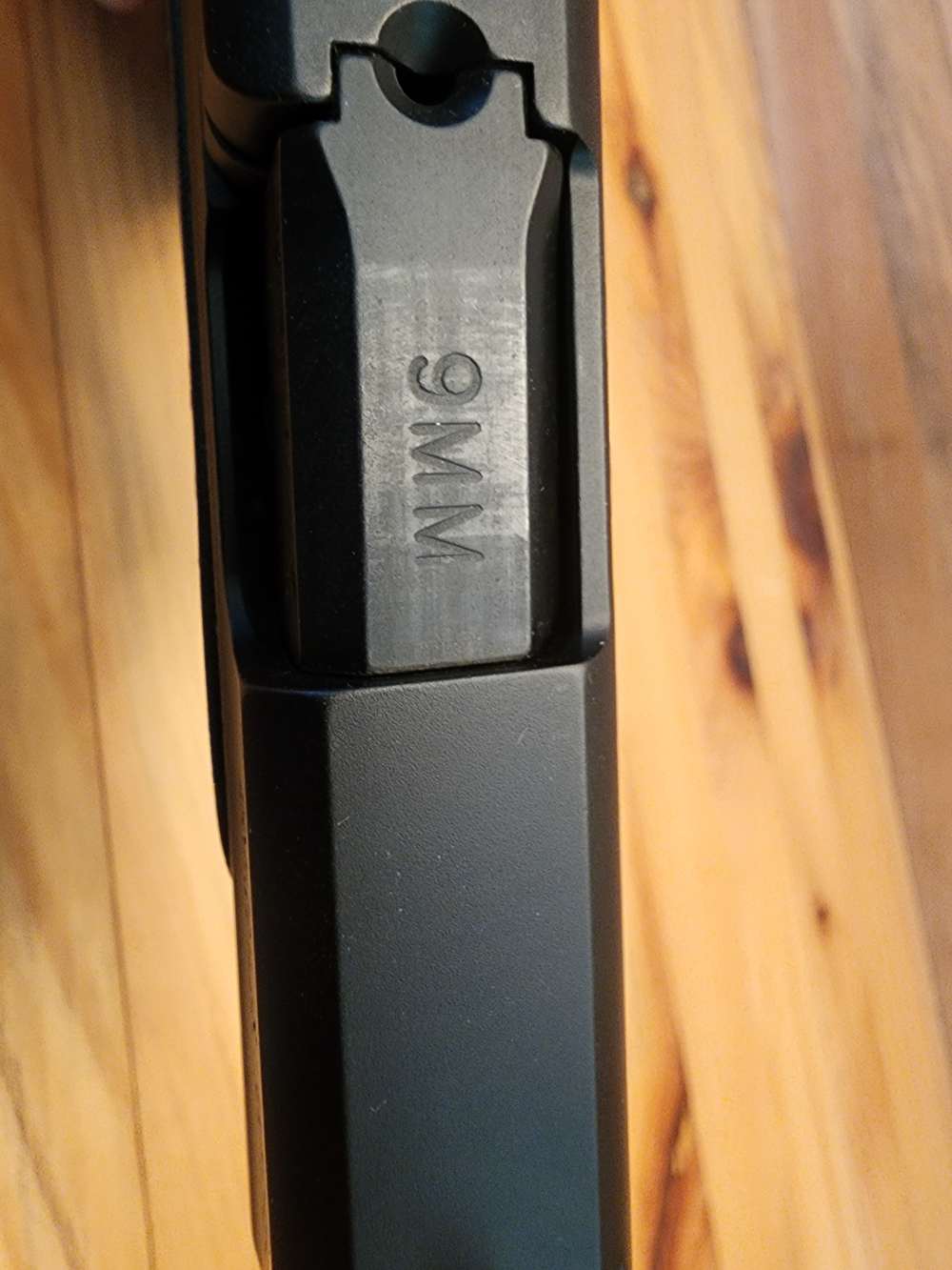 S&W M&P 9 Shield-img-5